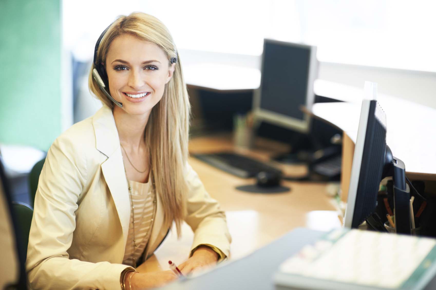 Receptionist low